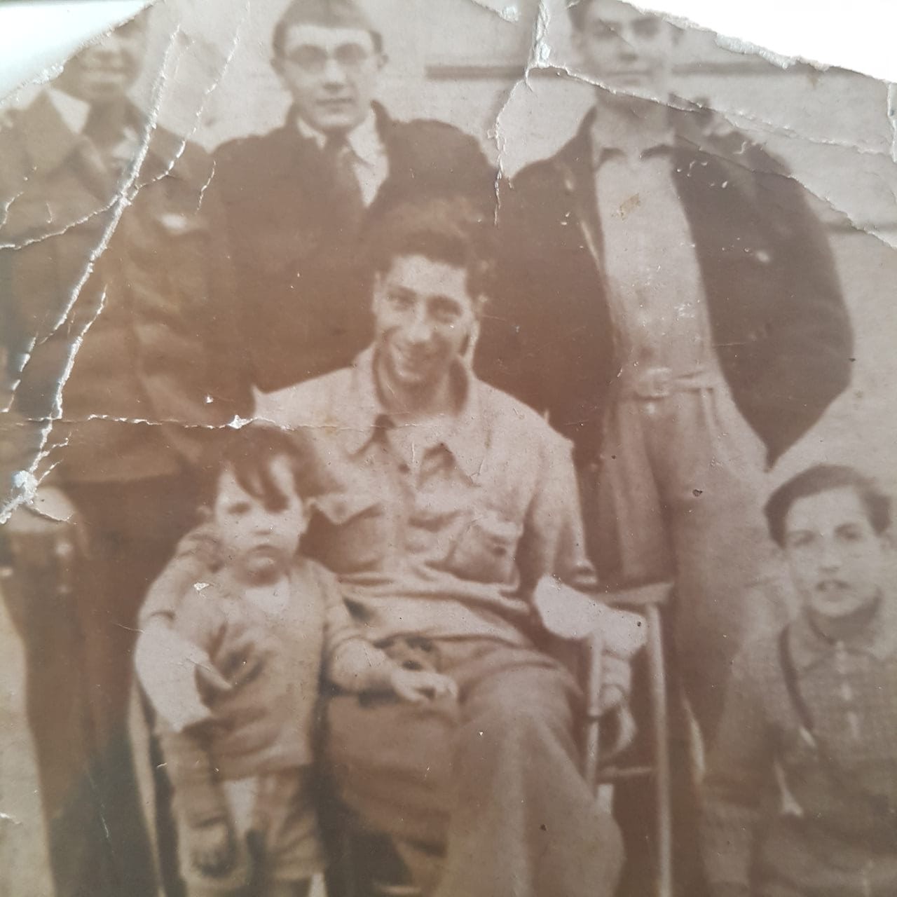 Charlie Hutchison (top-left) in Spain during the Spanish Civil War (1936-1939). This is the earliest dated photograph of Charlie. Believed by his son John to have been taken close to the Battle of Jarama (1937).